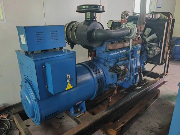 磁县100kW柴油发电机组使用多级机油有哪些优缺点？