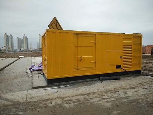 磁县合同中关于乙方责任导致工期延误的赔偿标准应该如何制定？